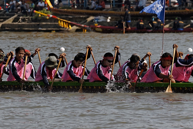 Phimai boat races-108